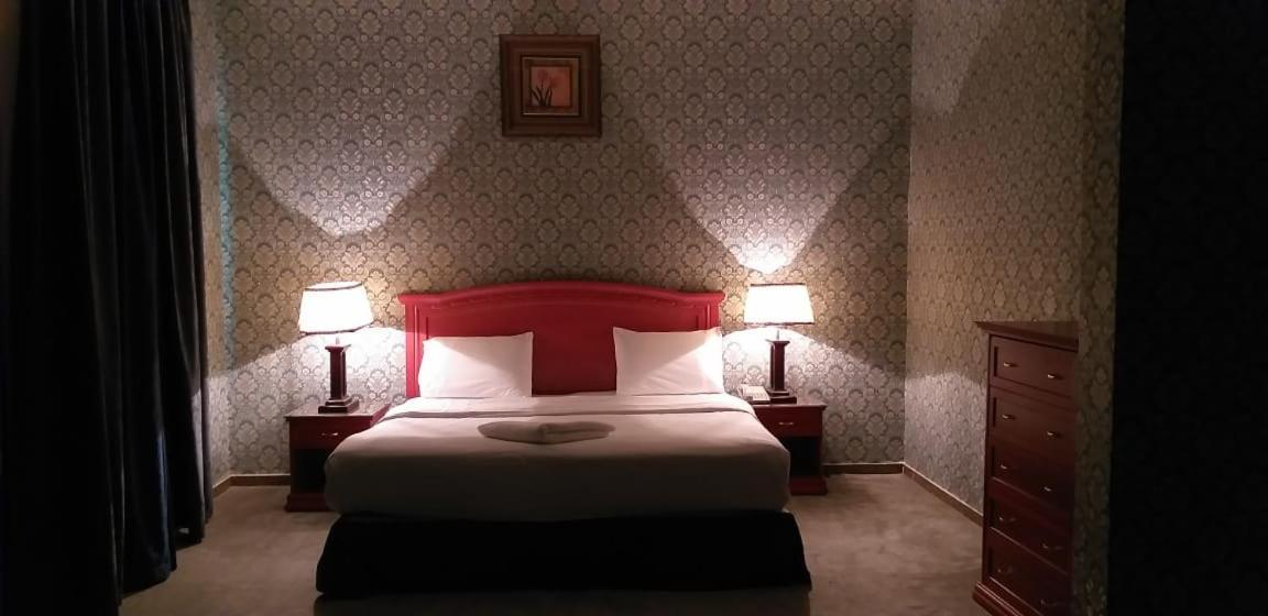 Hotel Qasr Al Khalij Hotel *